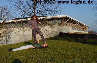 this is jane with shoesize 38 ...on legfan